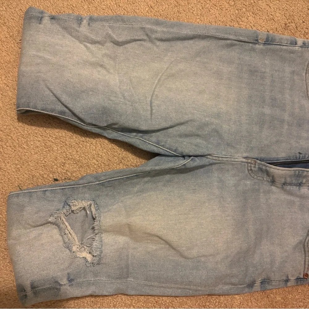 Express HIGH WAISTED LIGHT WASH RIPPED SKINNY JEANS - Picture 2 of 3